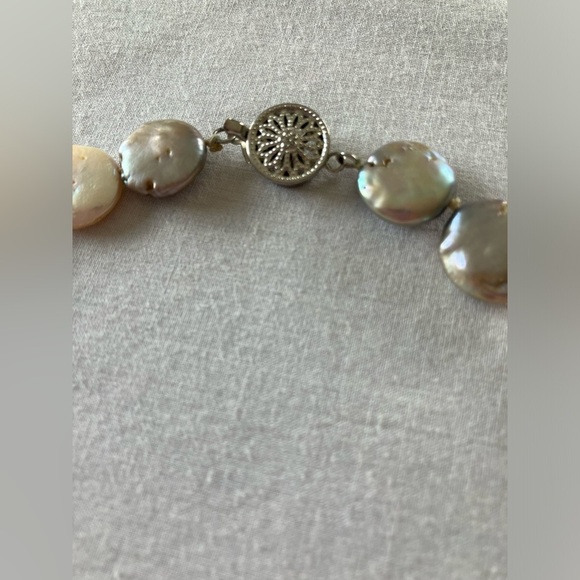 Coin Pearl Necklace Freshwater Gray Cream Lustre Button Pearls - Picture 7 of 11